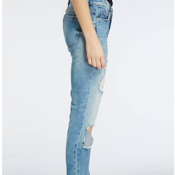 BLANK NYC SKINNY CLASSIQUE JEANS - Picture 3 of 6